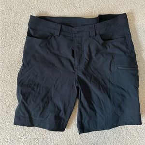 Eddie Bauer Hiking Shorts size 8